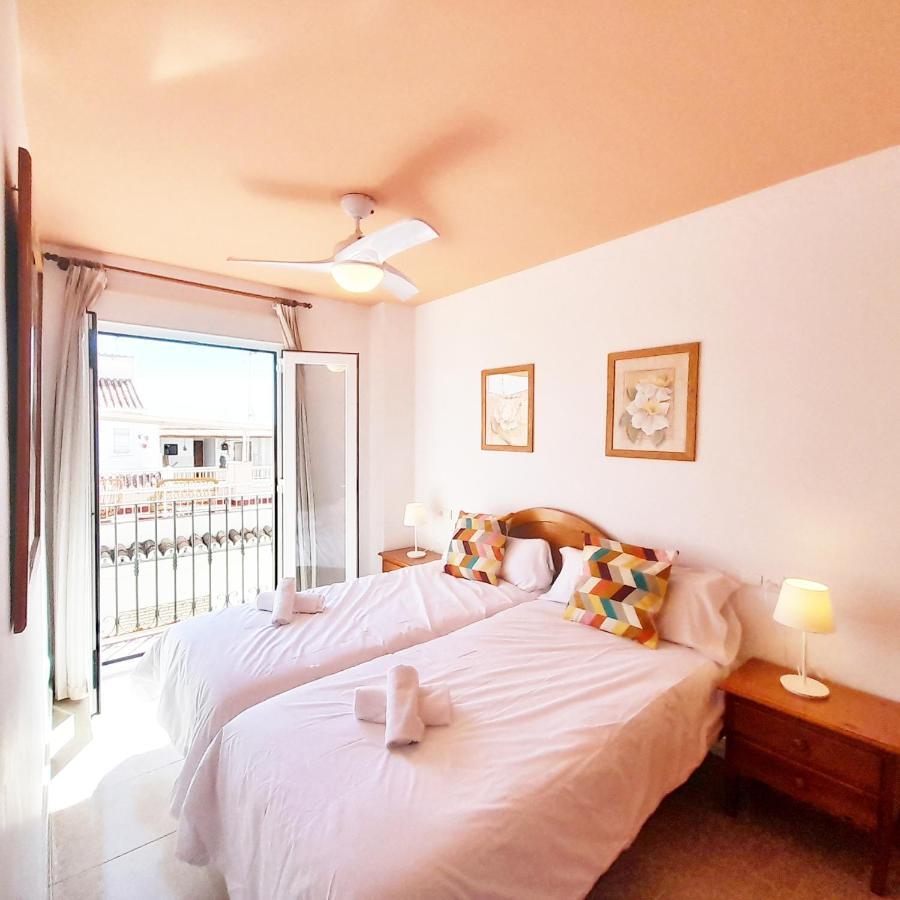 Apartamentos Vicenta Playa Carihuela Torremolinos Exterior foto