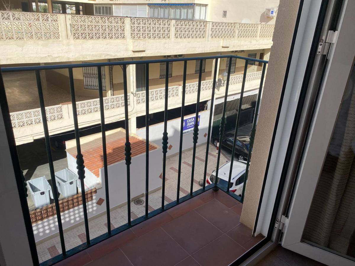 Apartamentos Vicenta Playa Carihuela Torremolinos Exterior foto